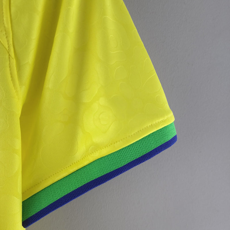 Camisa Feminina Seleção Brasil I 22/23 Nike - Amarela